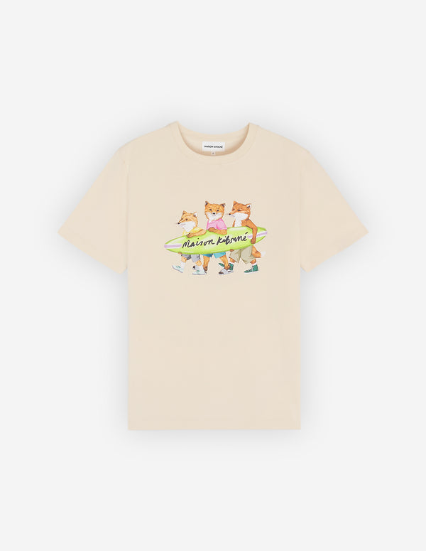 M Paper Surfing Foxes Comfort Tshirt