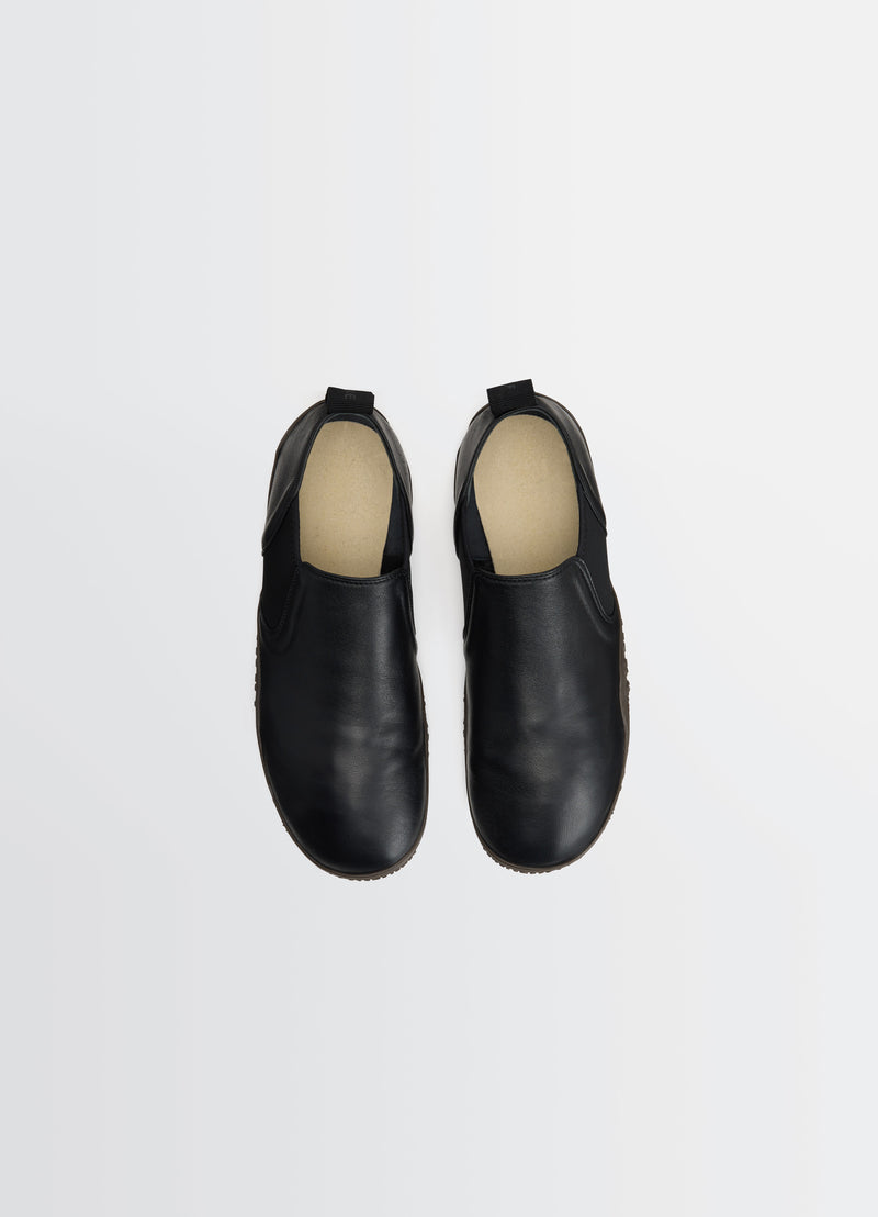 Black Vibram Glove Slip On