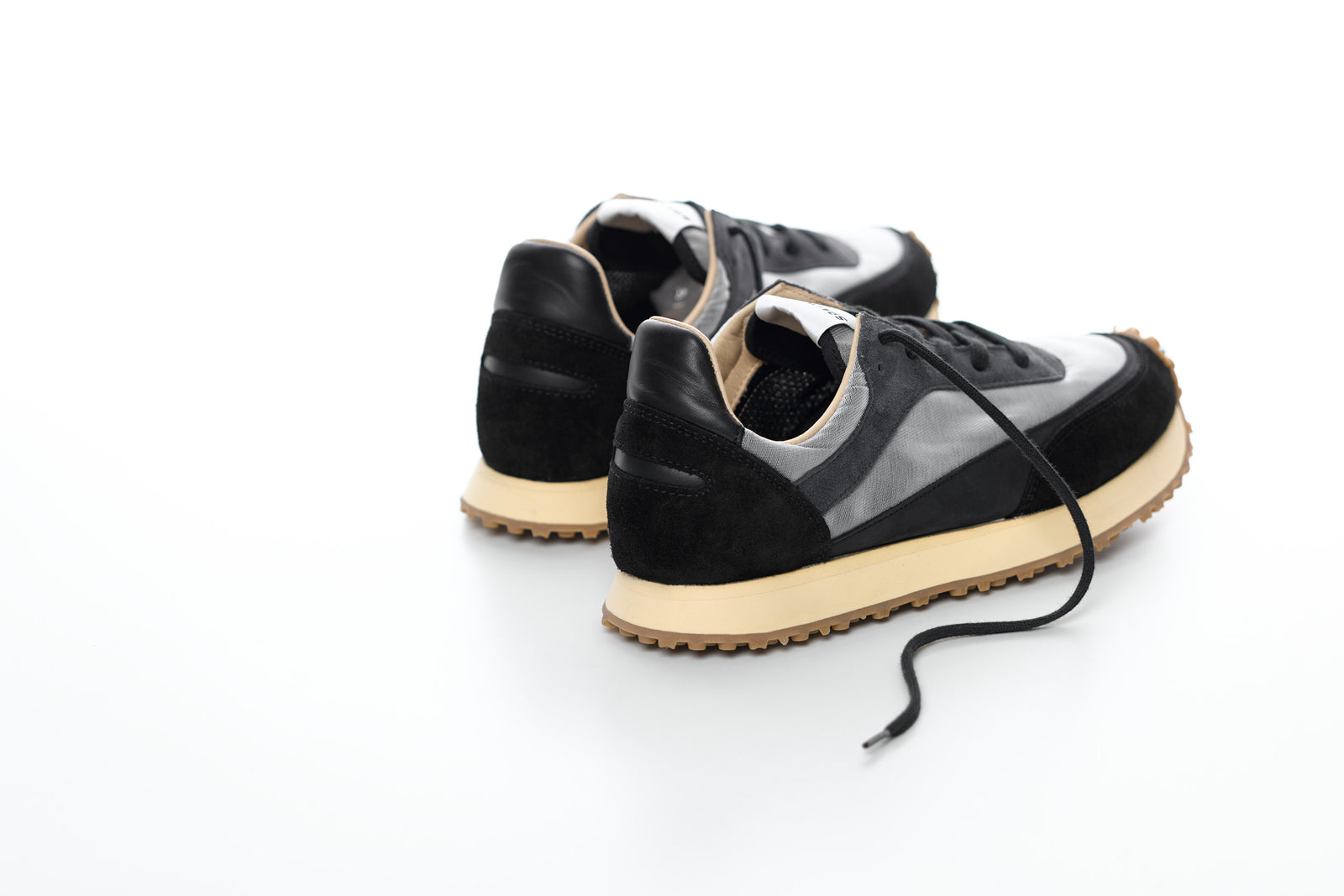 Black Tempo Low Transparent (HS) – MANIFESTO