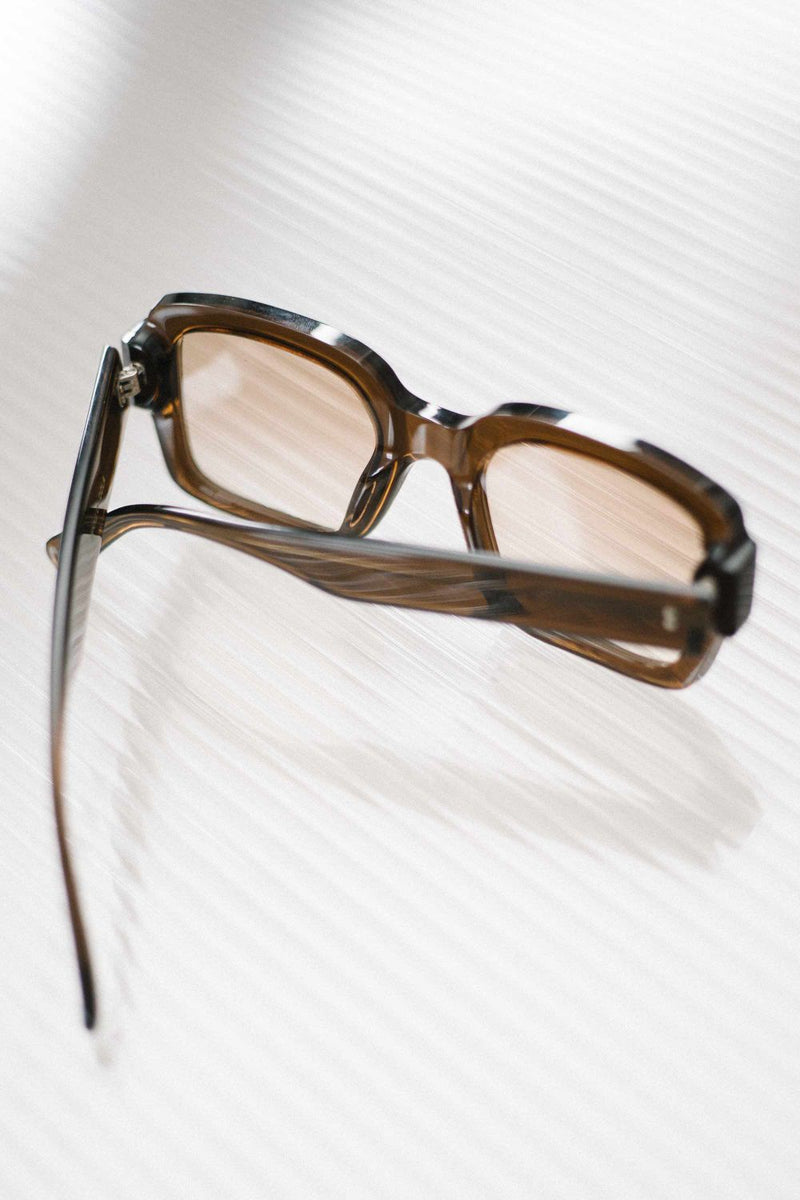 Apollo Cola - Brown Gradient Lens