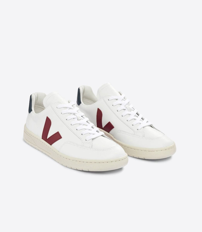 M V12 White Leather Marsala Logo